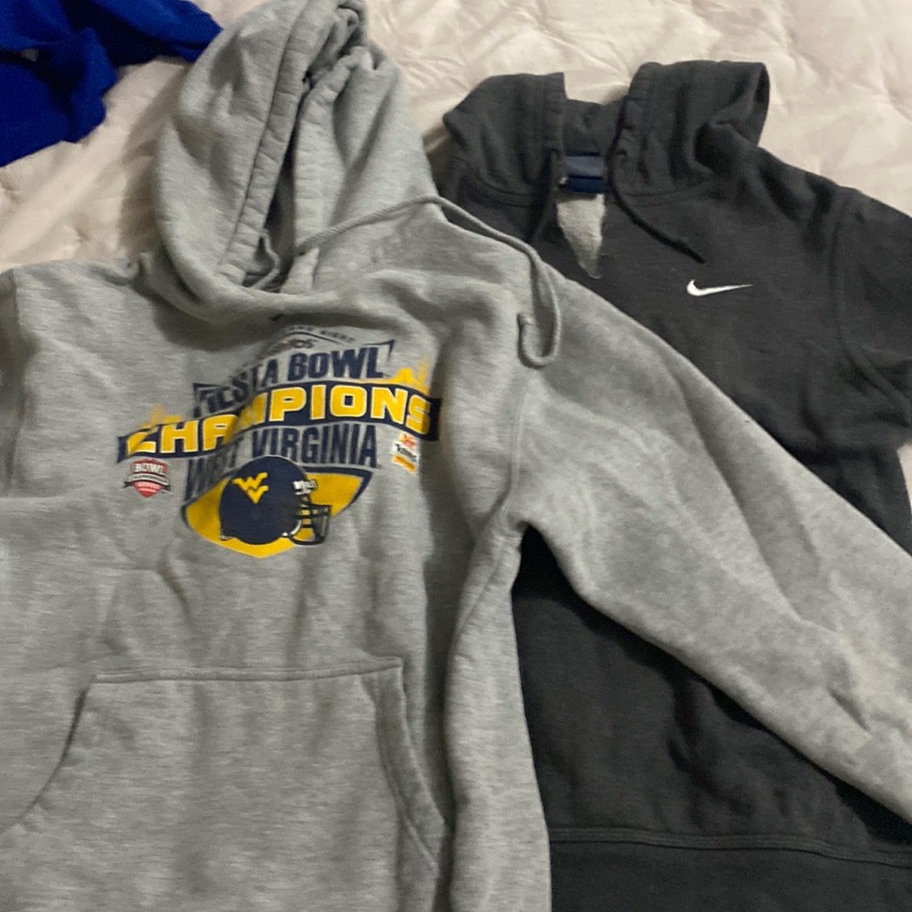 Nike hoodie bundle